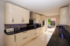 Kitchen/Diner- click for photo gallery